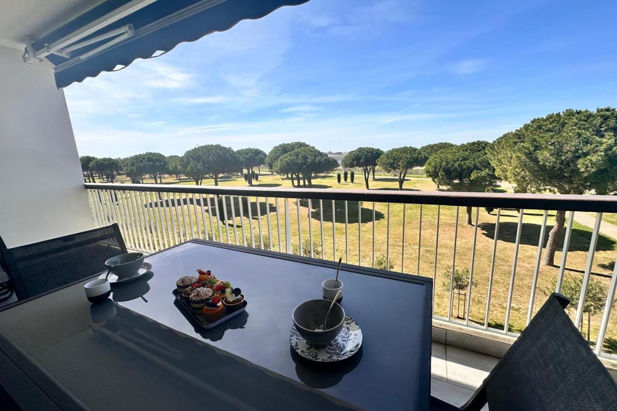 Le Mistral Standing Avec Vue Exceptionnelle En 1ere Ligne Ferienhaus